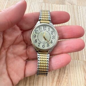 Viewpoint by Timex ladies two toned bracelet  watch NEW BATTERY
